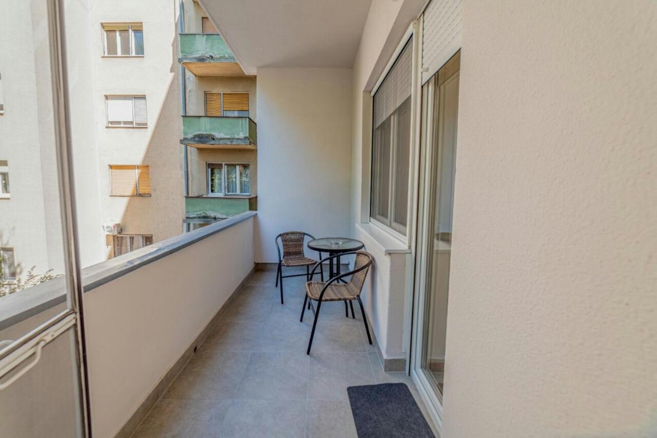 Apartman Danube Lux ノヴィ・サド エクステリア 写真